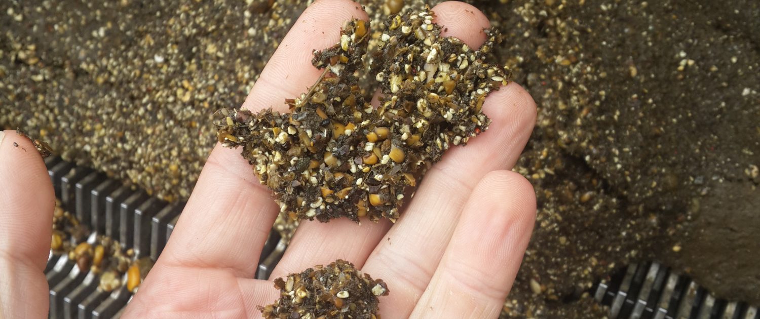 Fine step screening system detail